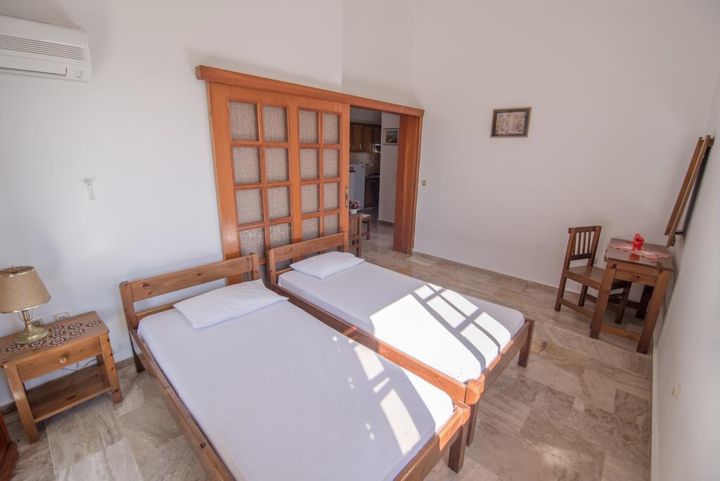 Maria Parameriti Apartments Poros  Esterno foto