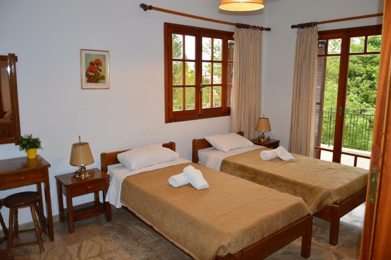 Maria Parameriti Apartments Poros  Esterno foto