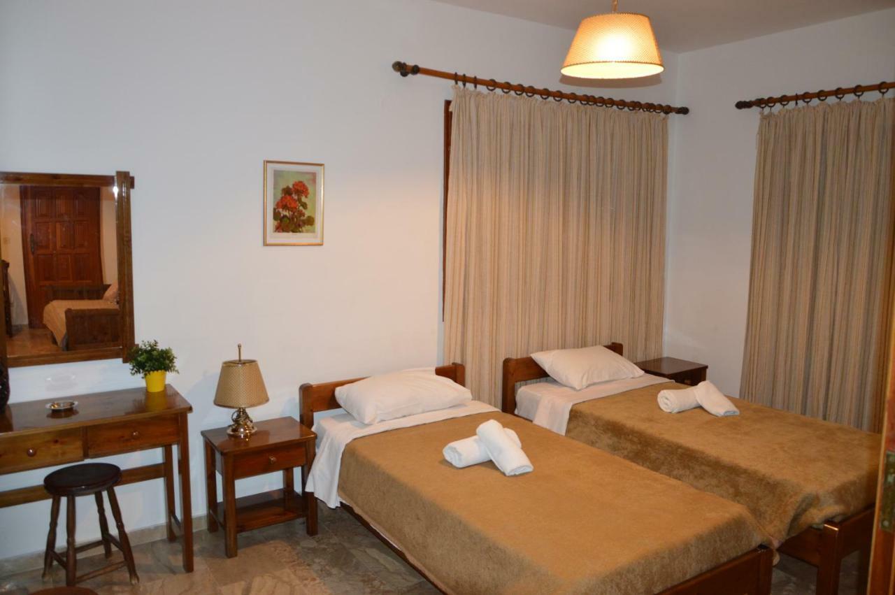 Maria Parameriti Apartments Poros  Esterno foto