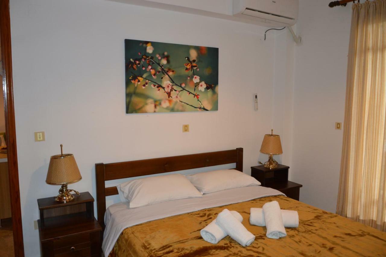 Maria Parameriti Apartments Poros  Esterno foto